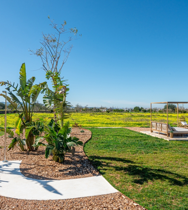 Resa Estates Ibiza te koop for sale finca modern garden.jpg